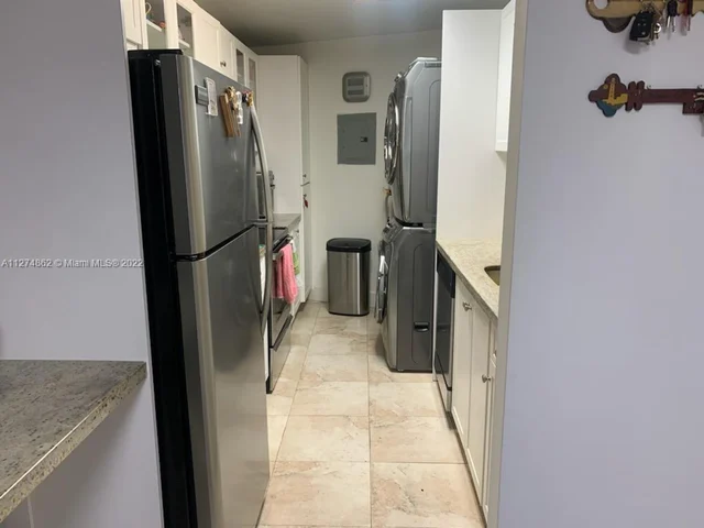 1881 Washington Ave # 5E, Miami Beach FL 33139