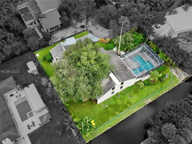 7605 SW 160th Ter, Palmetto Bay FL 33157