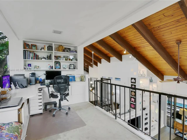 7605 SW 160th Ter, Palmetto Bay FL 33157