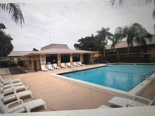 5821 Washington St # 31, Hollywood FL 33023