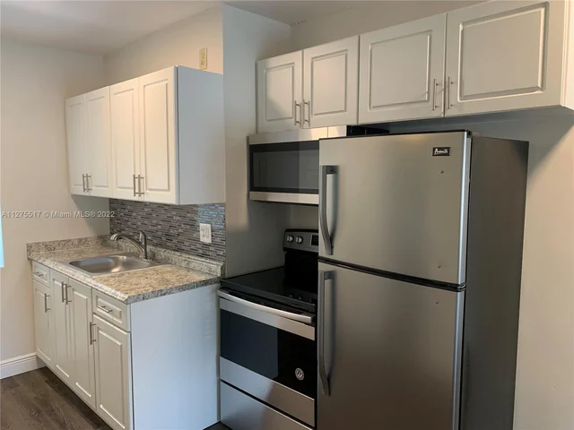 2331 Hayes St Rear, Hollywood FL 33020