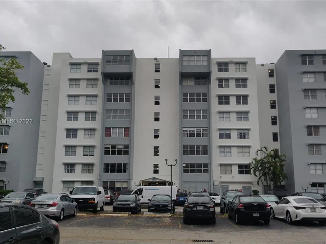 9001 SW 77th Ave # C606, Miami FL 33156