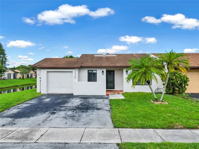 3320 SW 96th Ter, Miramar FL 33025