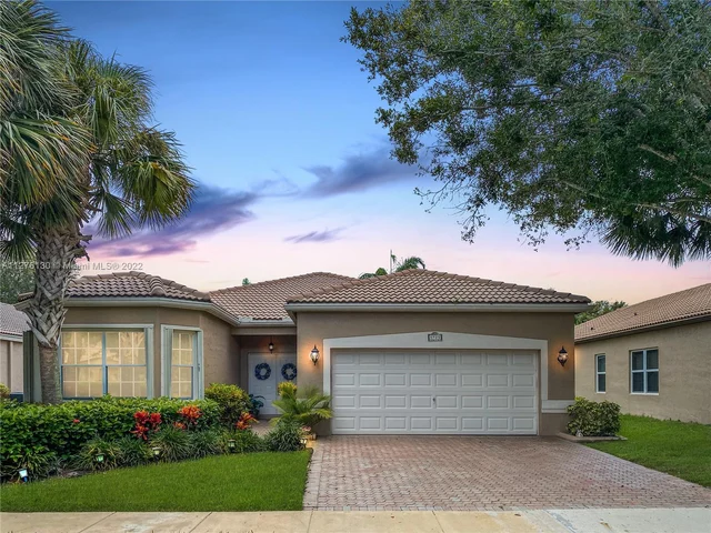 5725 NW 49th Way, Coconut Creek FL 33073