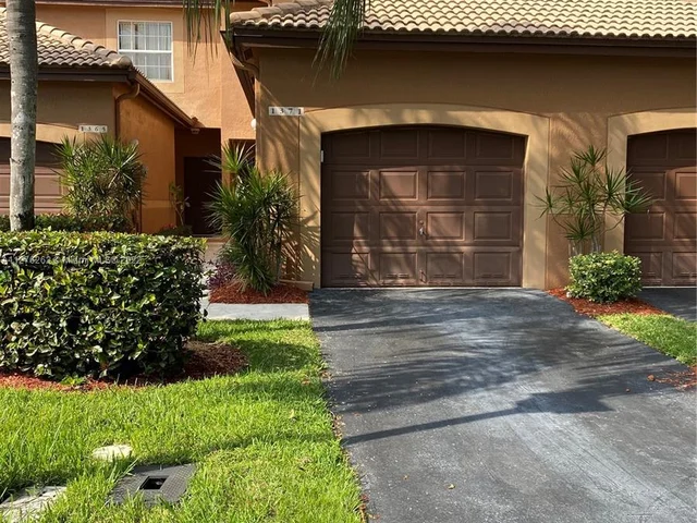 1371 Veracruz Ln # 10, Weston FL 33327