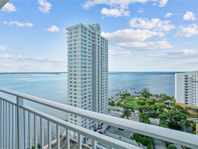 770 Claughton Island Dr # 4, Miami FL 33131