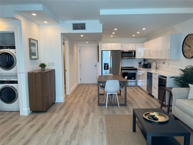 2301 Collins Ave # 342, Miami Beach FL 33139