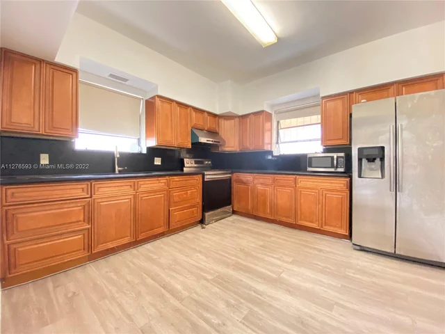 1255 NW 69th St, Miami FL 33147