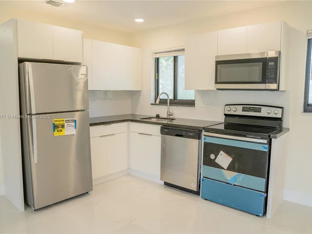 615 NE 26TH ST # 6, Wilton Manors FL 33305