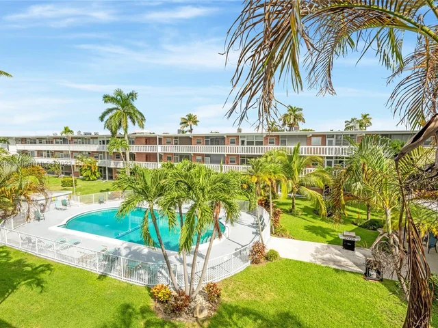 141 NE 10 AVENUE # 23C, Hallandale Beach FL 33009