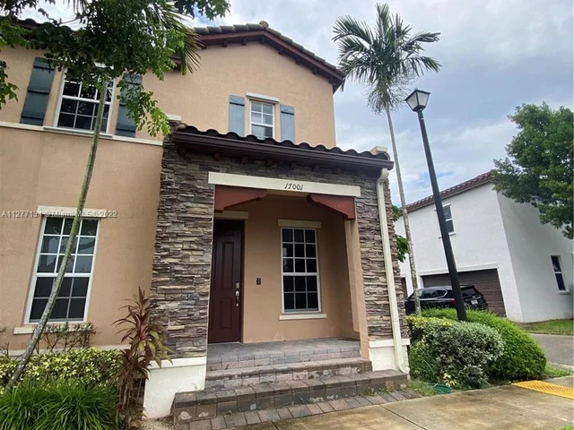 17001 SW 96th St # 17001, Miami FL 33196