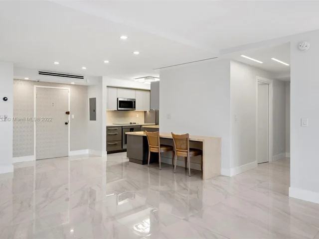 2500 Parkview Dr # 705, Hallandale Beach FL 33009