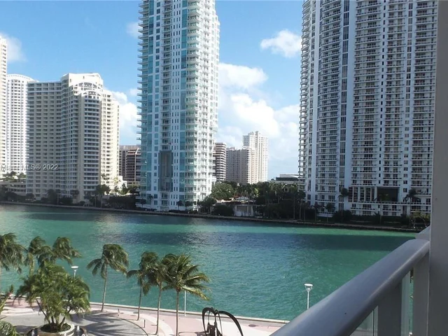 300 S Biscayne Blvd # 632, Miami FL 33131