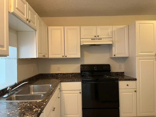 7355 Woodmont Ter # 205, Tamarac FL 33321
