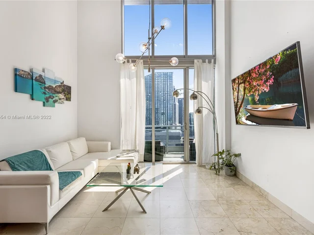 690 SW 1st Ct # 2322, Miami FL 33130