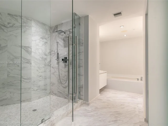 701 N Fort Lauderdale Beach Blvd # 1004, Fort Lauderdale FL 33304