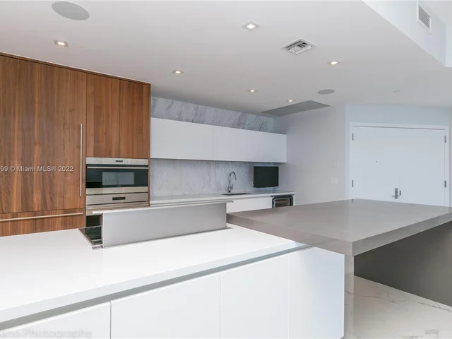 701 N Fort Lauderdale Beach Blvd # 1004, Fort Lauderdale FL 33304