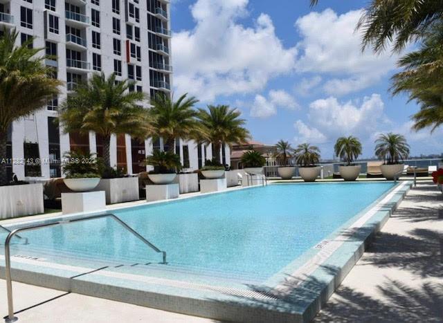 600 NE 27th St # 2202, Miami FL 33137