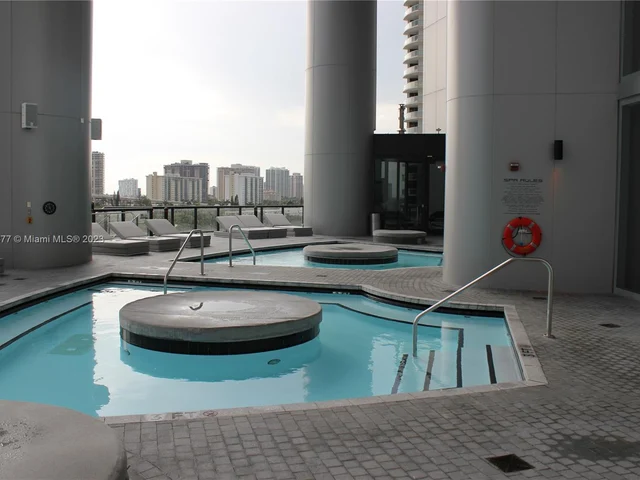 18555 COLLINS AVE # 4604, Miami Beach FL 33160