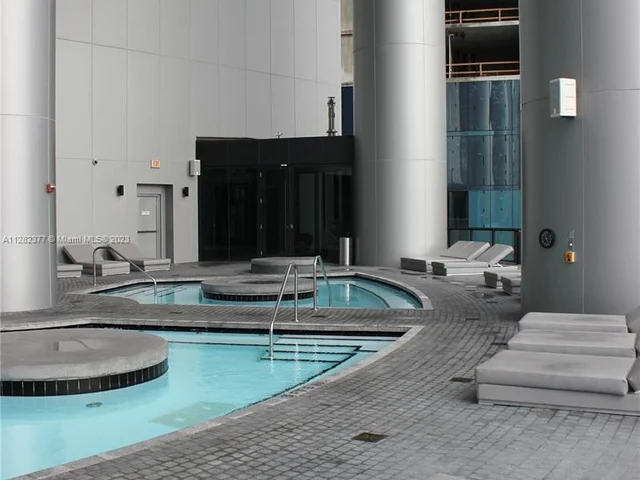 18555 COLLINS AVE # 4604, Miami Beach FL 33160