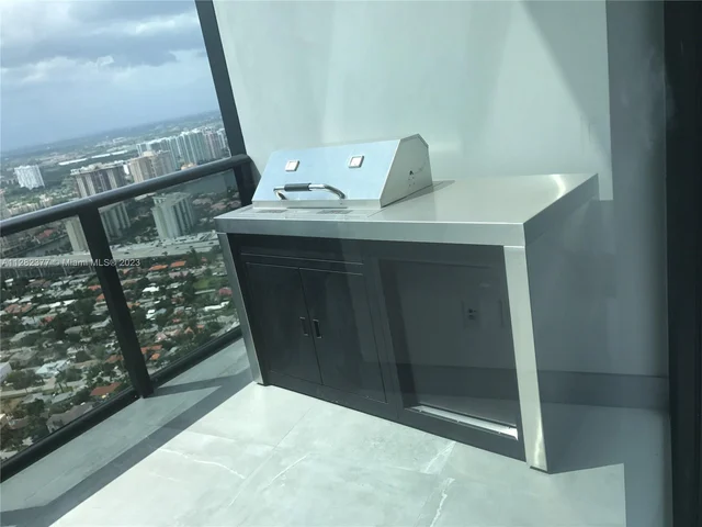 18555 COLLINS AVE # 4604, Miami Beach FL 33160