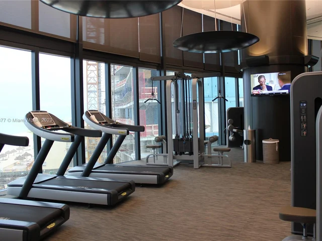 18555 COLLINS AVE # 4604, Miami Beach FL 33160