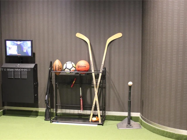 18555 COLLINS AVE # 4604, Miami Beach FL 33160