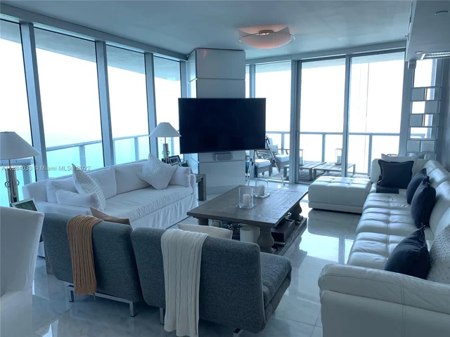 17001 Collins Ave # 3808, Sunny Isles Beach FL 33160