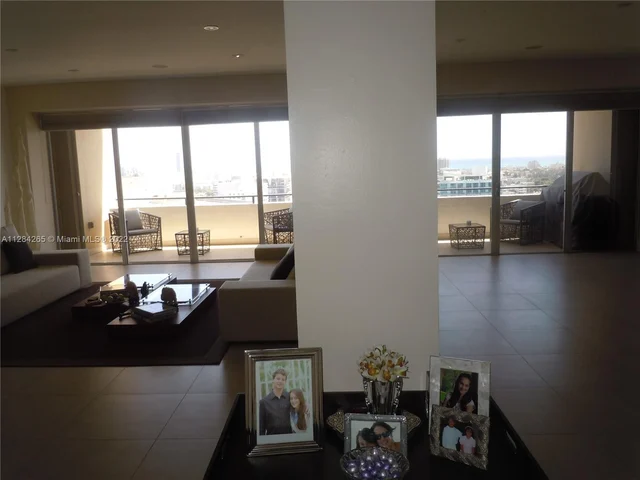 11 Island Ave # 8, Miami Beach FL 33139