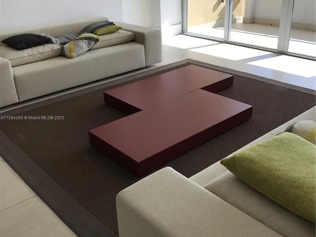 11 Island Ave # 8, Miami Beach FL 33139