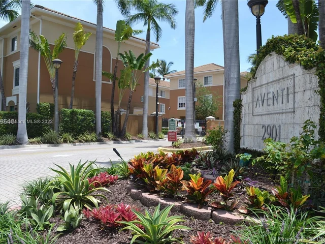 2941 NE 185 ST # 1307, Aventura FL 33180