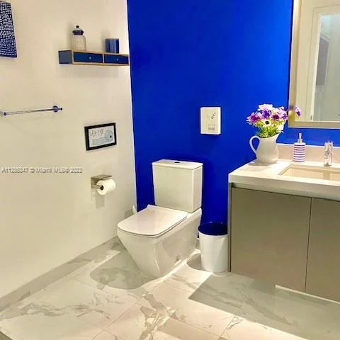 851 NE 1st Ave # 3907, Miami FL 33132