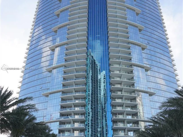 851 NE 1ST AVE # 4911, Miami FL 33132