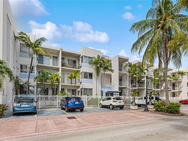 641 Espanola Way # 28, Miami Beach FL 33139
