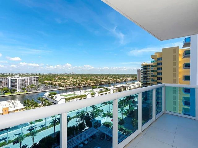 2711 S Ocean Dr # 1206, Hollywood FL 33019