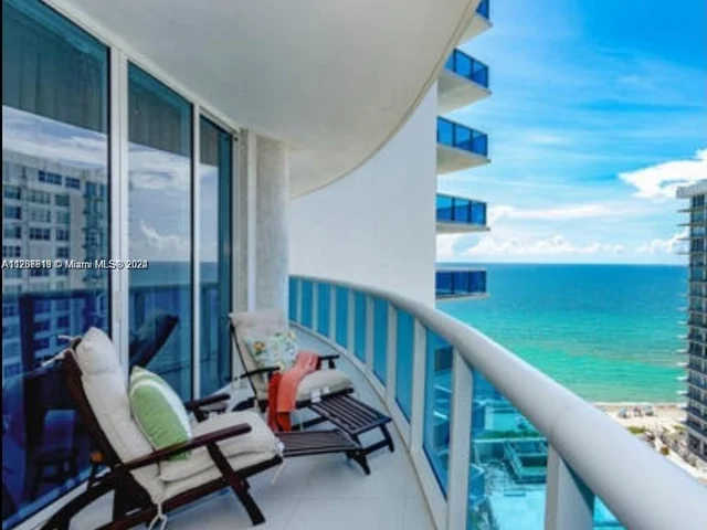 2711 S Ocean Dr # 1206, Hollywood FL 33019