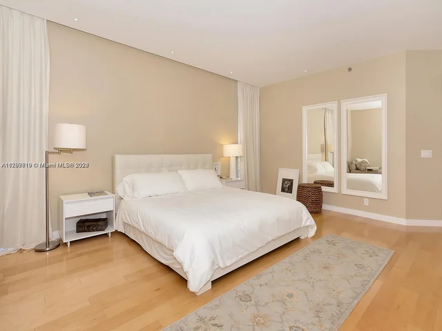 2711 S Ocean Dr # 1206, Hollywood FL 33019