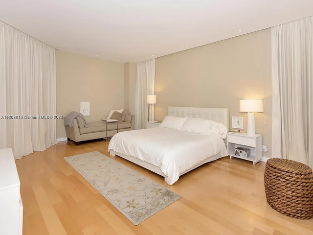 2711 S Ocean Dr # 1206, Hollywood FL 33019