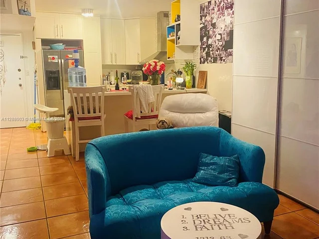 345 Ocean Dr # 307, Miami Beach FL 33139