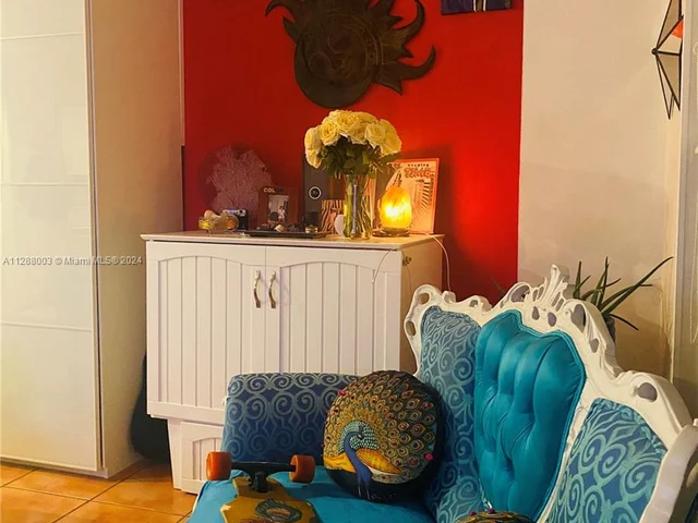 345 Ocean Dr # 307, Miami Beach FL 33139