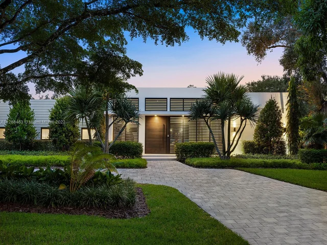 9450 SW 98th St, Miami FL 33176