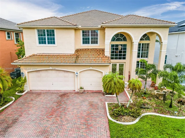 15323 SW 21st St, Miramar FL 33027
