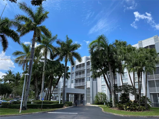 9725 NW 52nd St # 514, Doral FL 33178