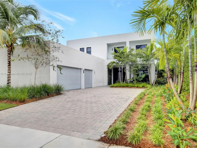 16612 S Botaniko Dr S, Weston FL 33326