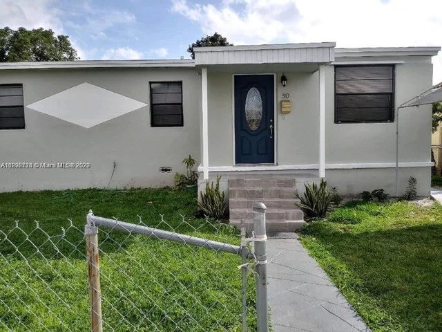 50 W 33rd St, Hialeah FL 33012