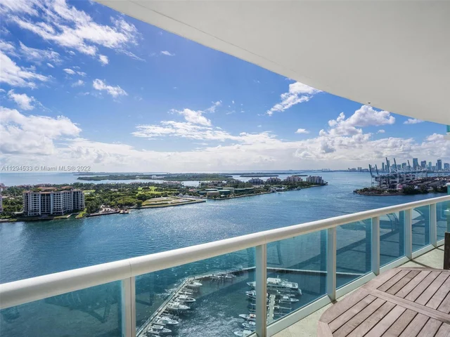 1000 S Pointe Dr # 2503, Miami Beach FL 33139