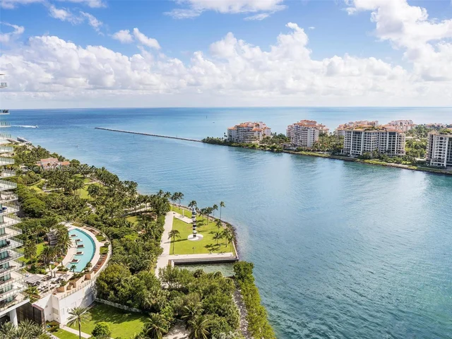 1000 S Pointe Dr # 2503, Miami Beach FL 33139