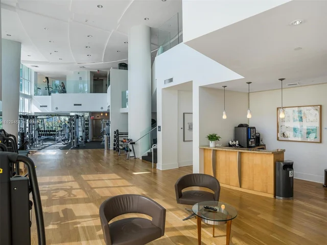 1000 S Pointe Dr # 2503, Miami Beach FL 33139