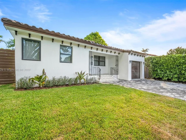 1450 SW 17th St, Miami FL 33145