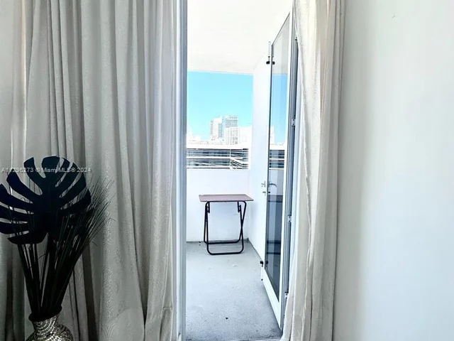 100 Lincoln Rd # 1404, Miami Beach FL 33139